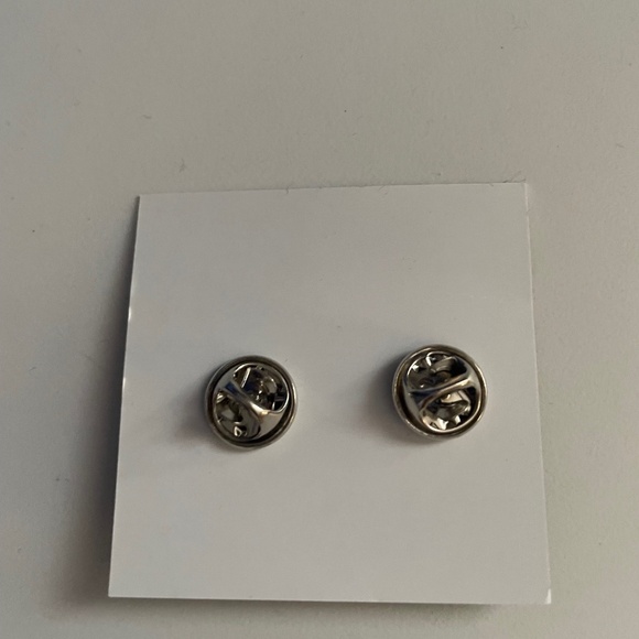 Futura 2000 X Marc Jacobs Anniversary Pin Set - Picture 2 of 3